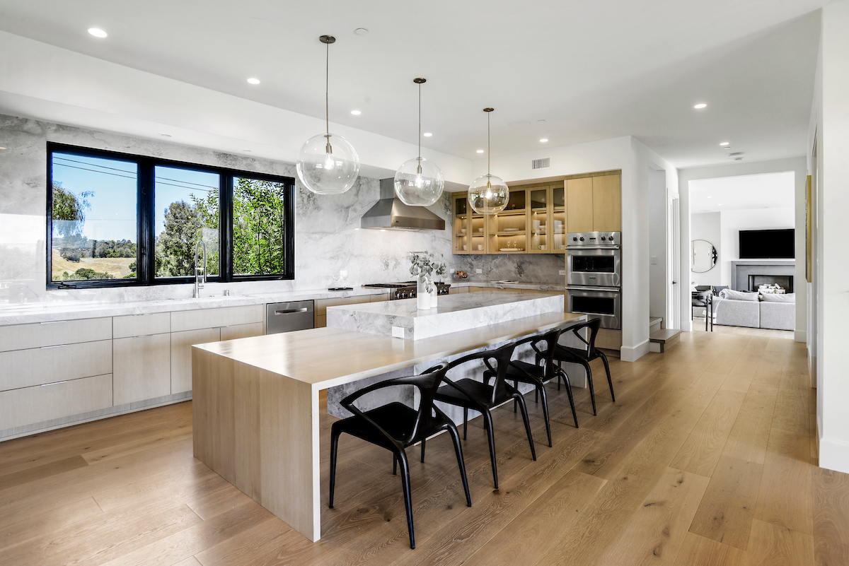 Marble - Super White - Kitchen Countertop