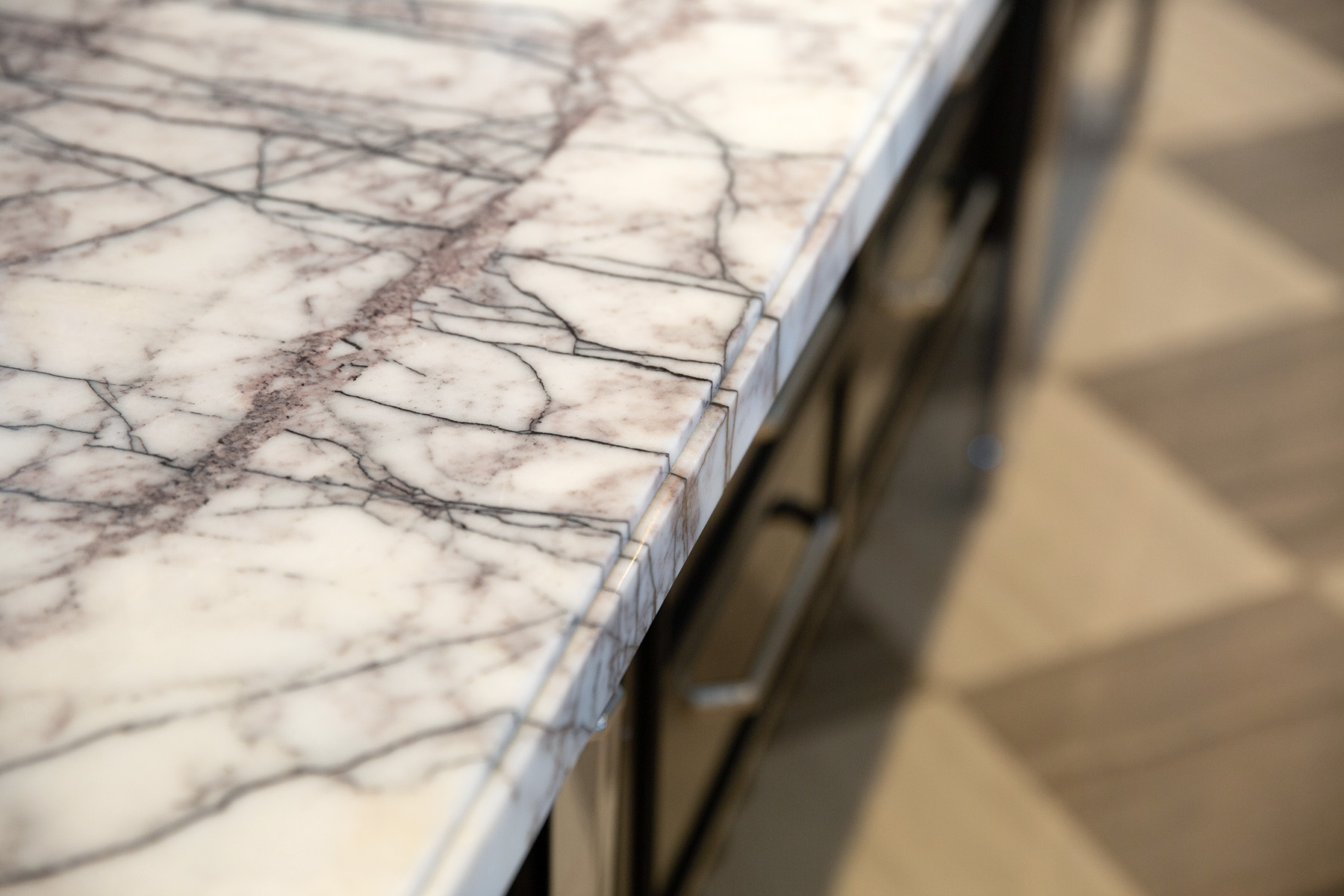 Super Lilac marble kitchen island close up