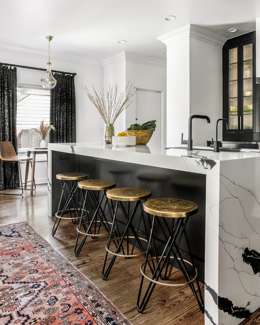 Unique Calacatta Black in Luxury kitchen