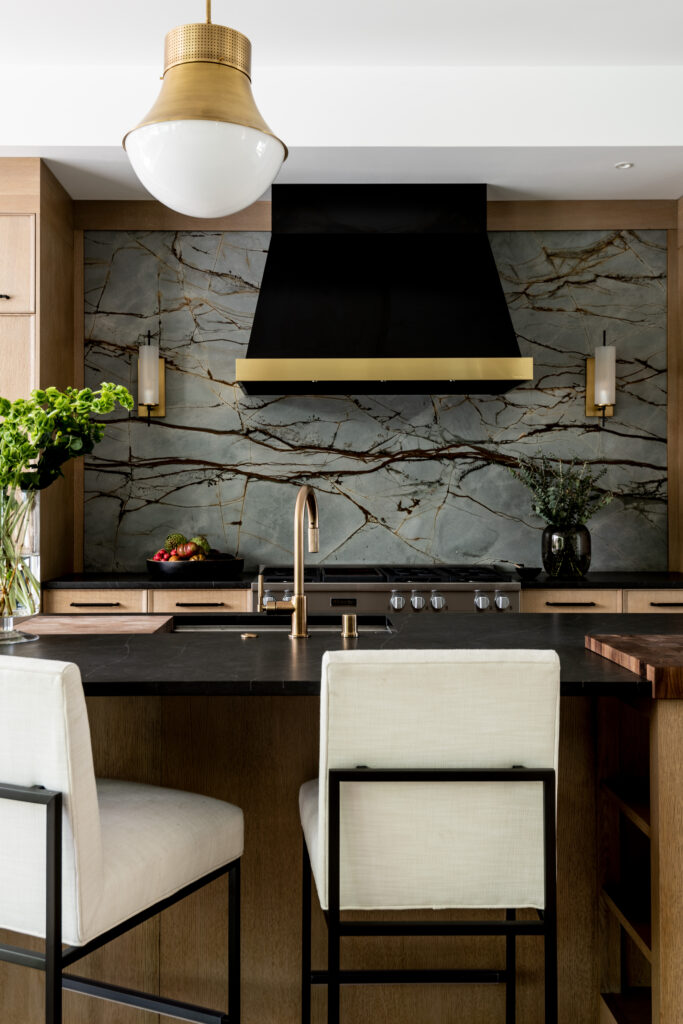 Blue Roma Quartzite on backsplash