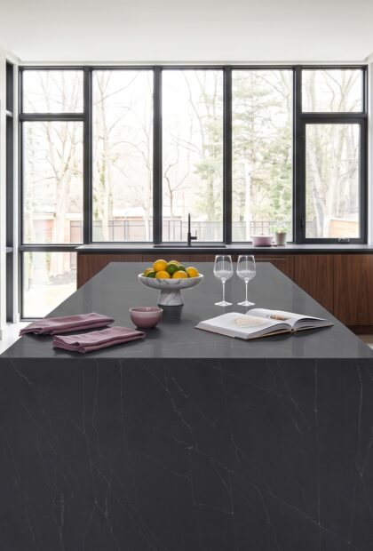 Obsidian Brushed