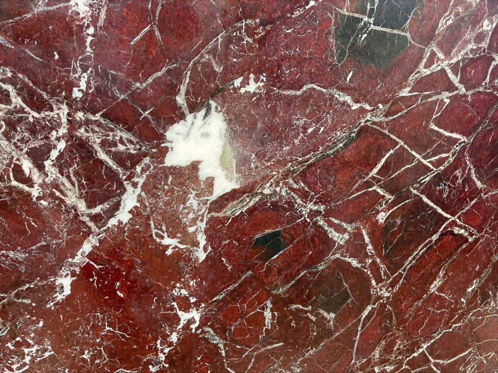 Rosso Levanto closeup