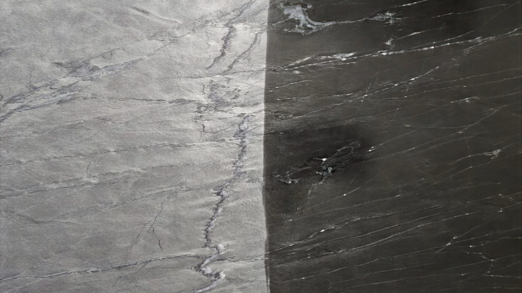 Niagara Black closeup