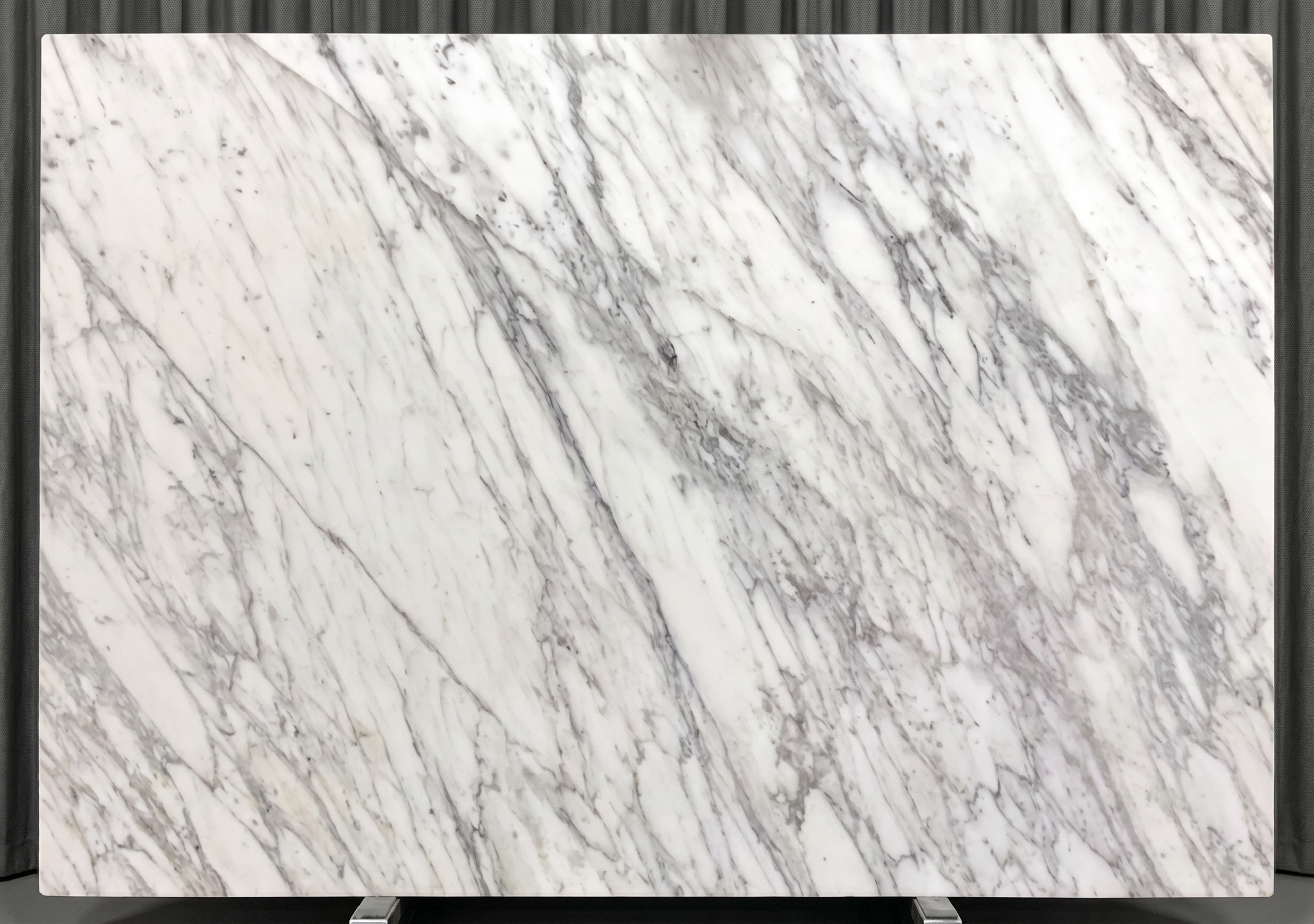 Calacatta Miele slab